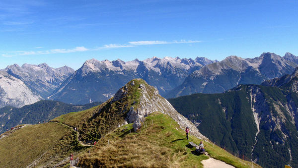 http://www.berge-tirol.at/karwendel-Dateien/karwendel2.JPG