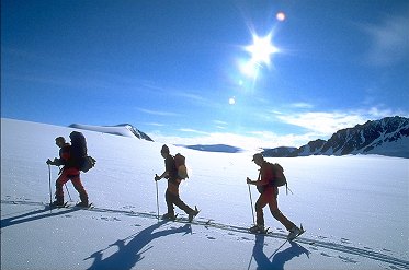 skitour1.jpg - 22 (Kbytes)&nbsp;&nbsp;&nbsp;